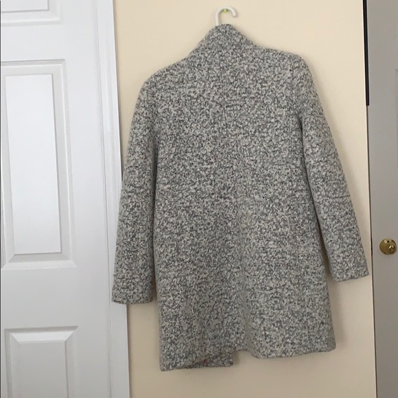 Grey winter jacket - Picture 4 of 4